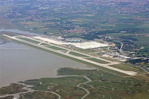 traffico di rolex aeroporto marco polo venezia 2019|Traffico Voli Aeroporto di Venezia .